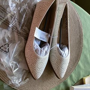 White flats size 7 1/2 fit big like an 8. Never worn